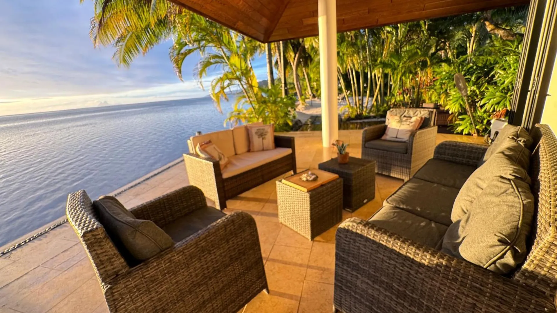 Ocean Breeze Villa Tevaitoa